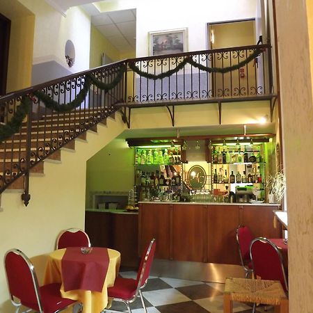 Hotel Columbia Palermo Exterior photo
